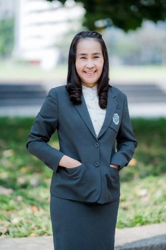 นางสาวนัยนา เก่ากลางดอน – นักจัดการงานทั่วไปชำนาญการ