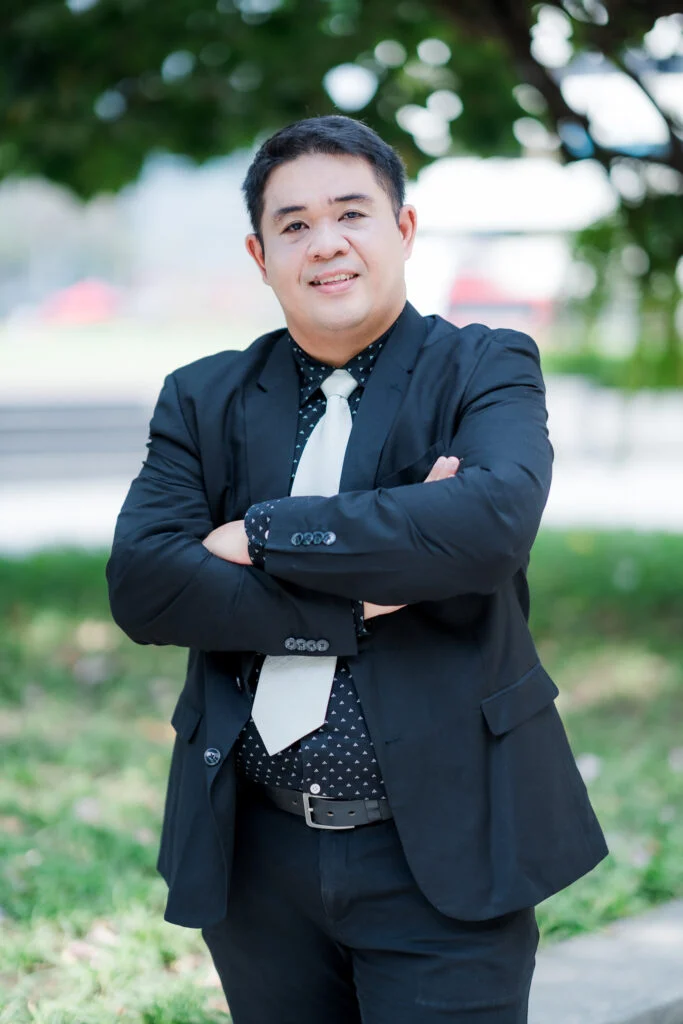 อาจารย์จอมทัพ ขวัญราช – ผู้ช่วยผู้อำนวยการ