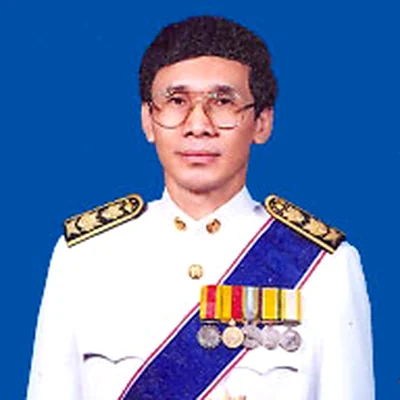 รองศาสตราจารย์ ดร.สมสรร  วงษ์อยู่น้อย